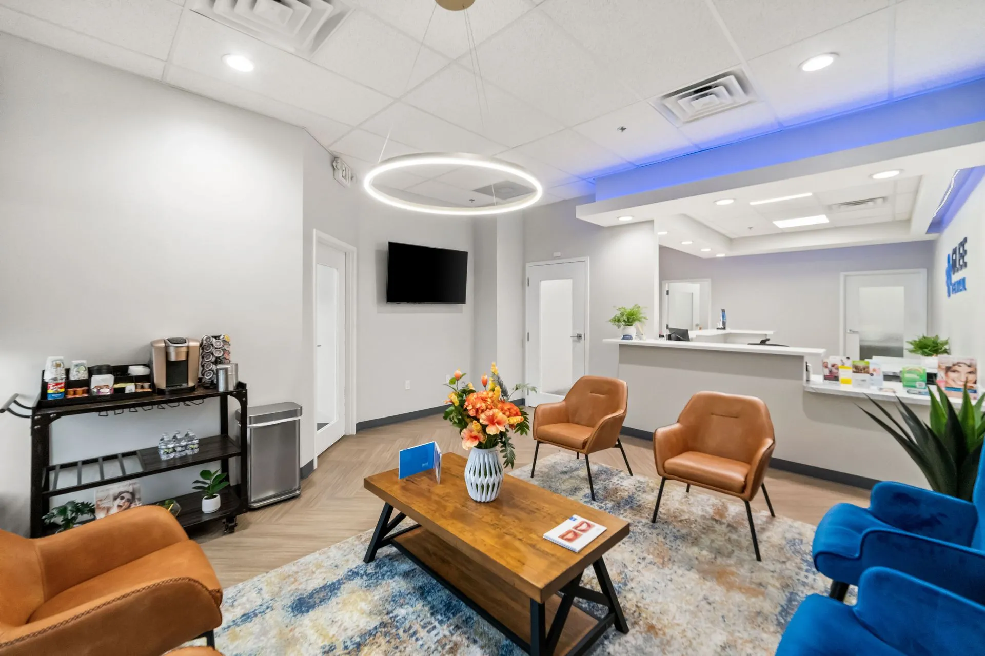 Glee dental's clinic